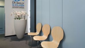 Eingang Kieferorthopädie Praxis Dr. Bailly &amp; Kollegen